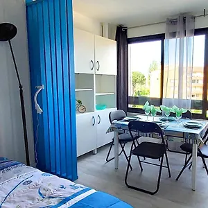 Hypercentre 27 M Avec Wifi Et Piscine Partagée Appartement Fréjus